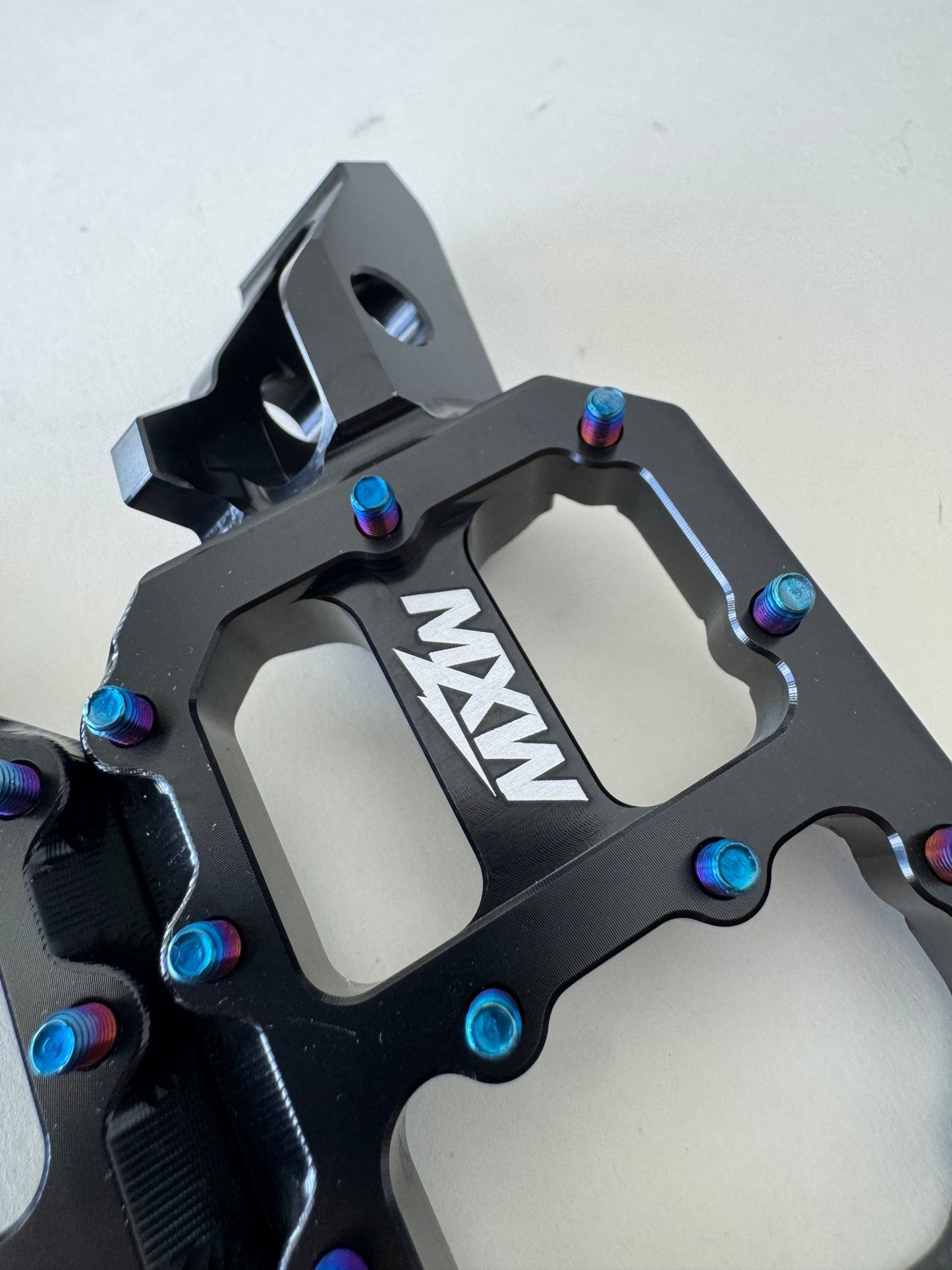 Titanium Black Wide Pegs - MXwraps