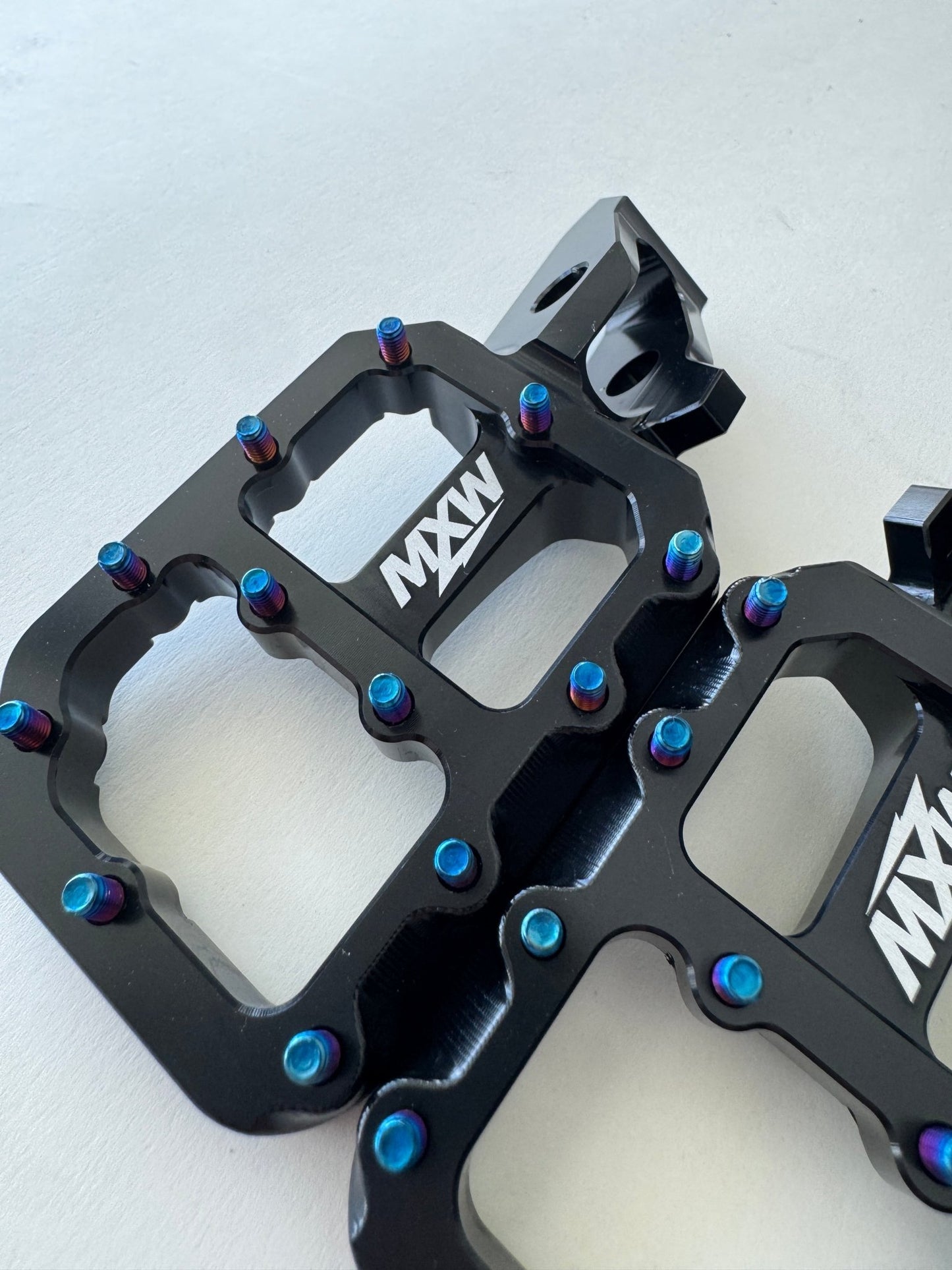 Titanium Black Wide Pegs - MXwraps