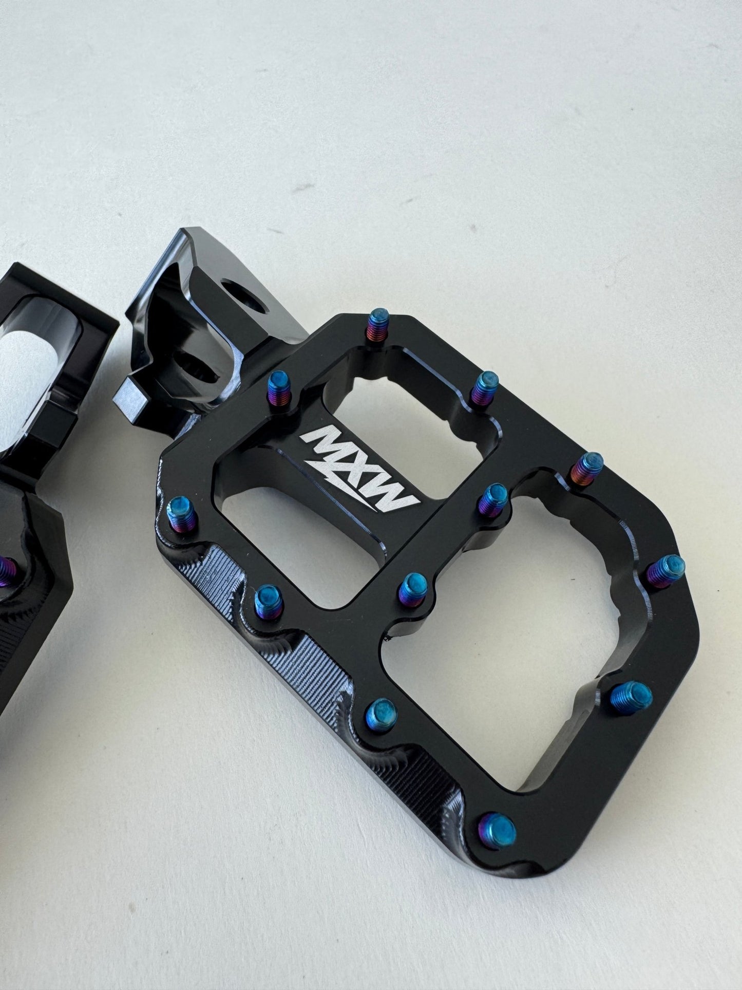 Titanium Black Wide Pegs - MXwraps