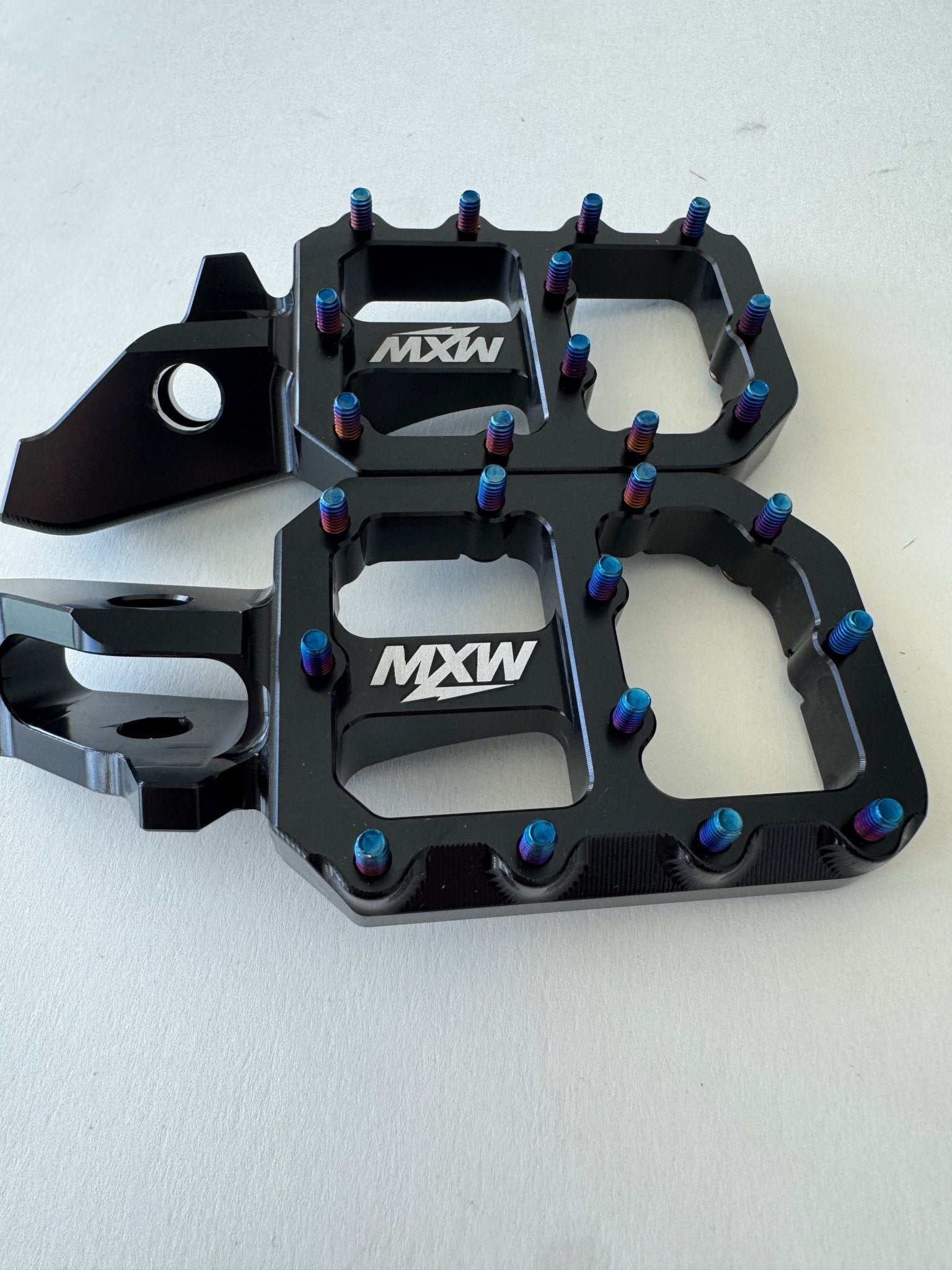 Titanium Black Wide Pegs - MXwraps