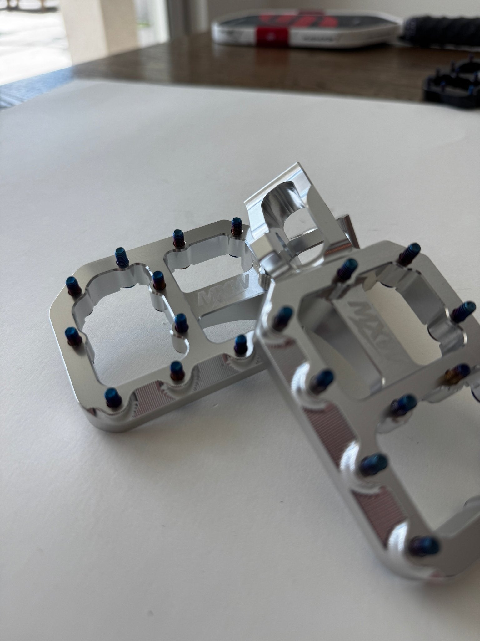 Titanium Chrome Wide Pegs - MXwraps