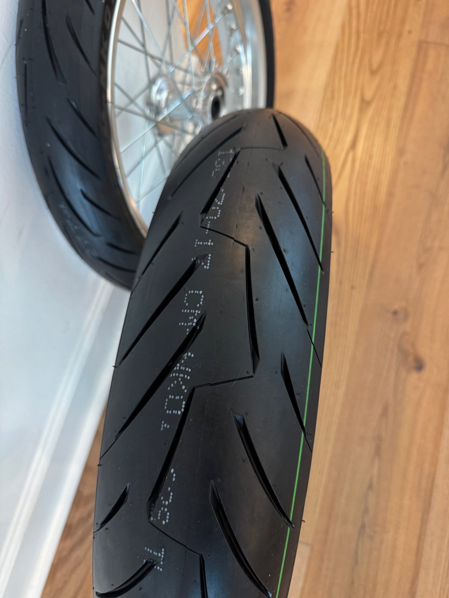 Chrome Ultra Bee Supermoto Kit