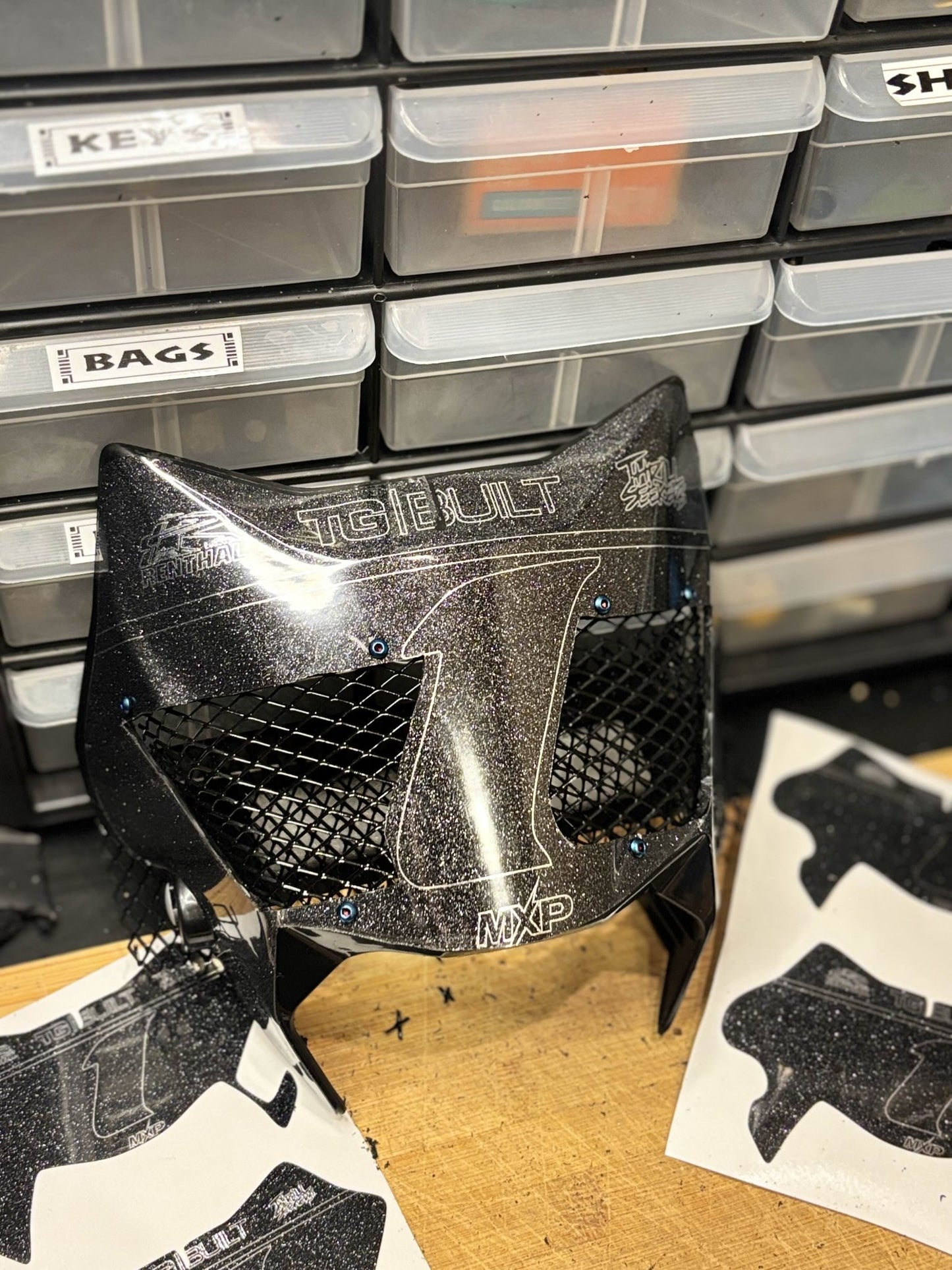 Vented Ultra Bee Plate - MXwraps