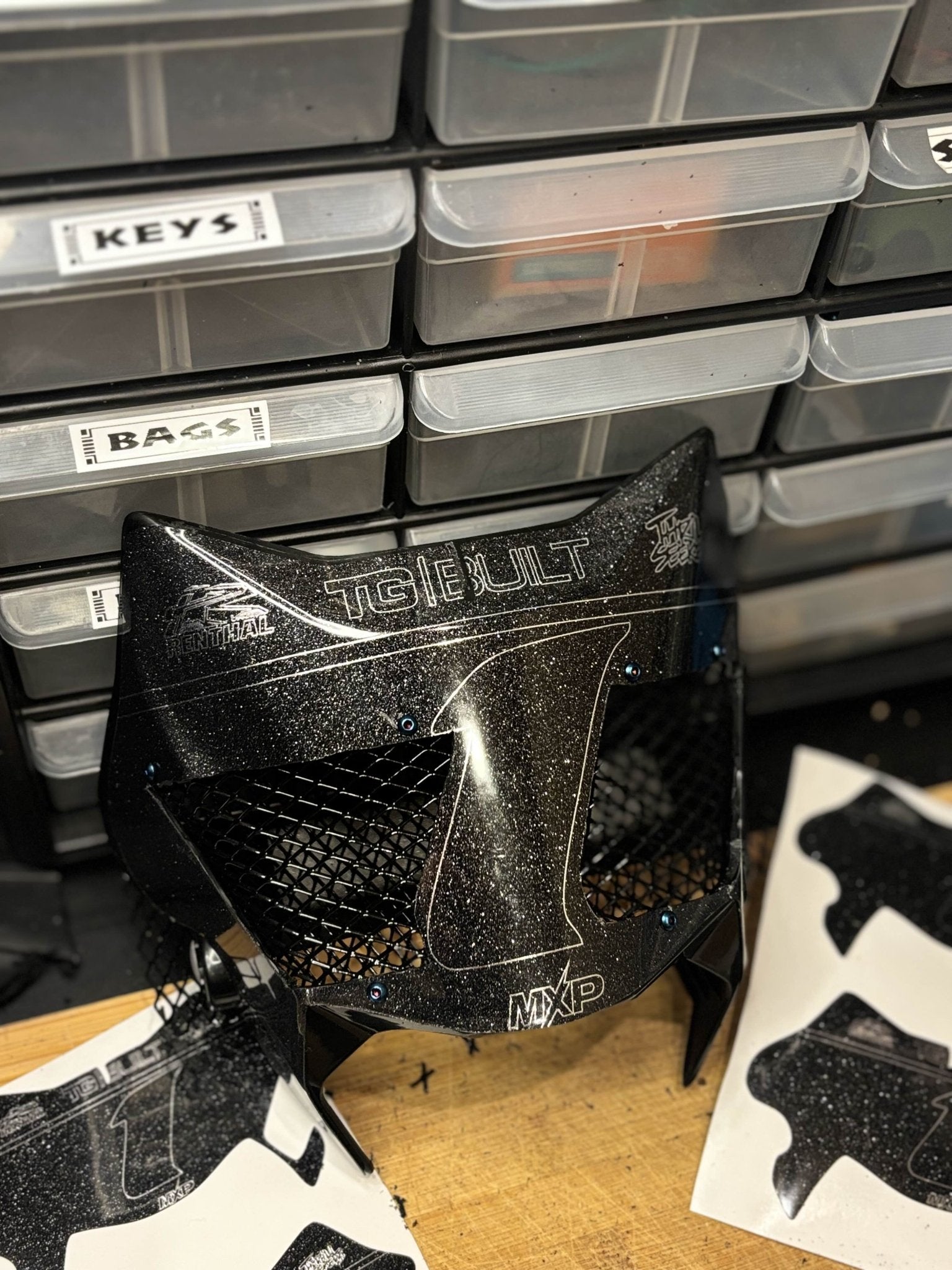 Vented Ultra Bee Plate - MXwraps