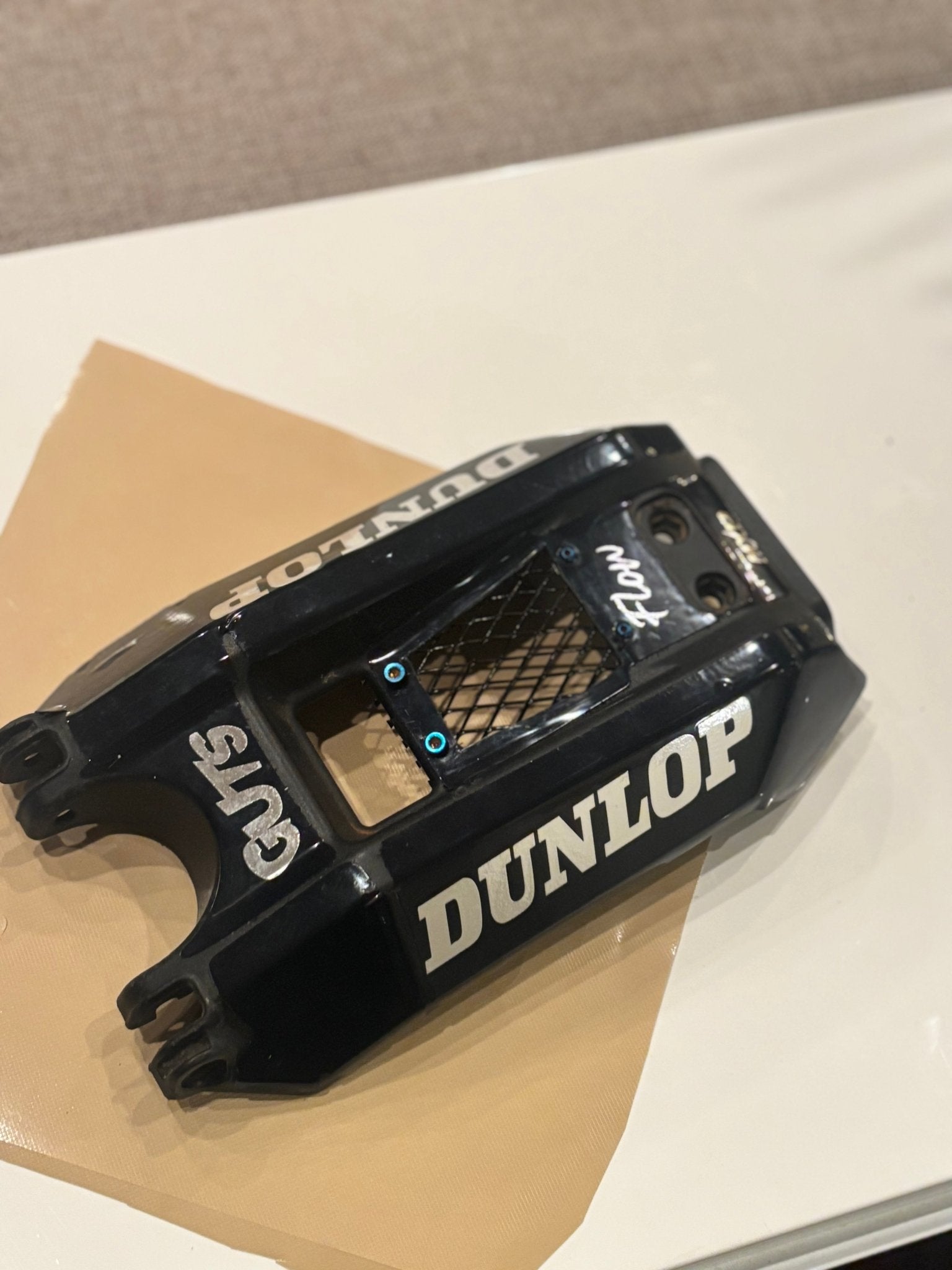 Vented Surron LBX Battery lid - MXwraps