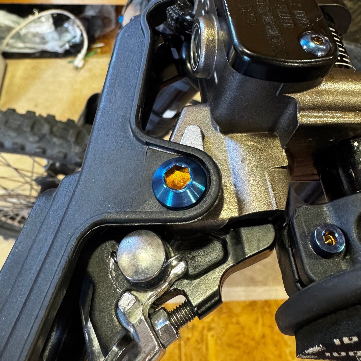 Titanium Ultra Bee Brake Lever Pivot Bolt - MXwraps