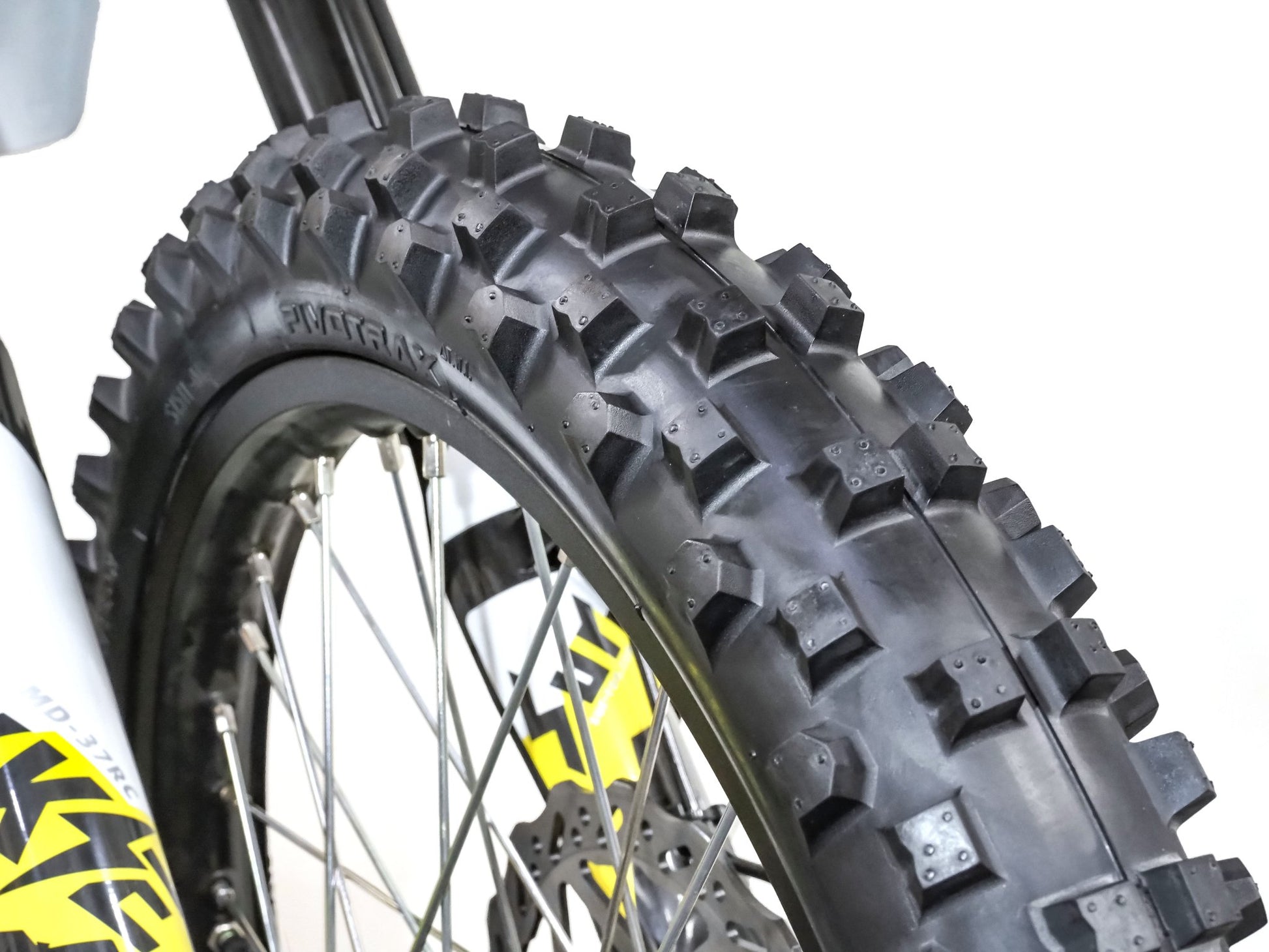Pivotrax killowatt Climber // E - Bike Tire - MXwraps