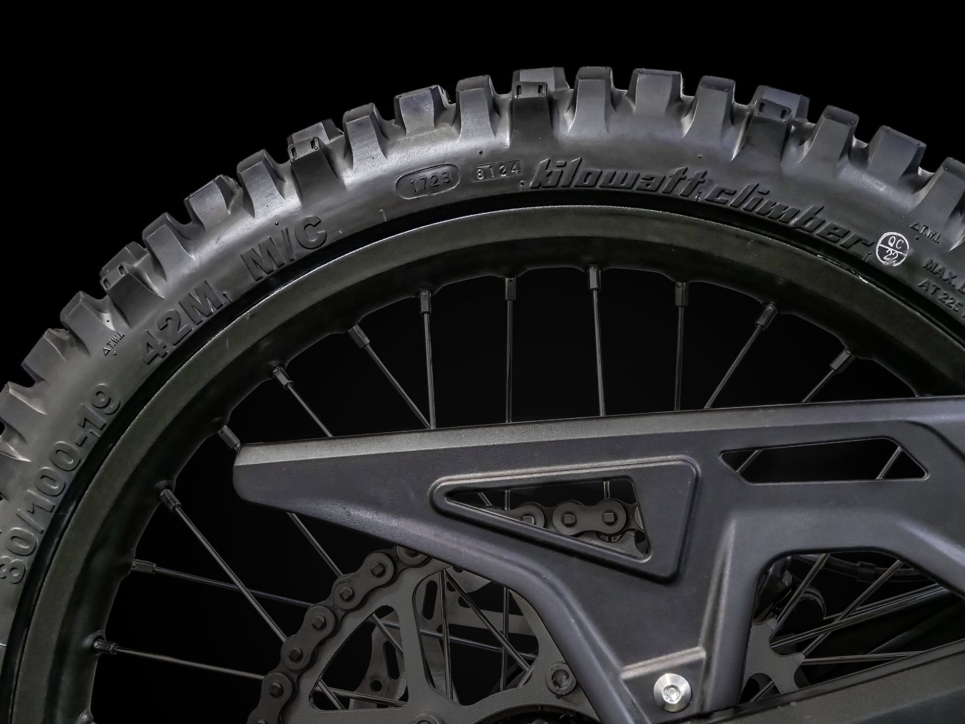 Pivotrax killowatt Climber // E - Bike Tire - MXwraps