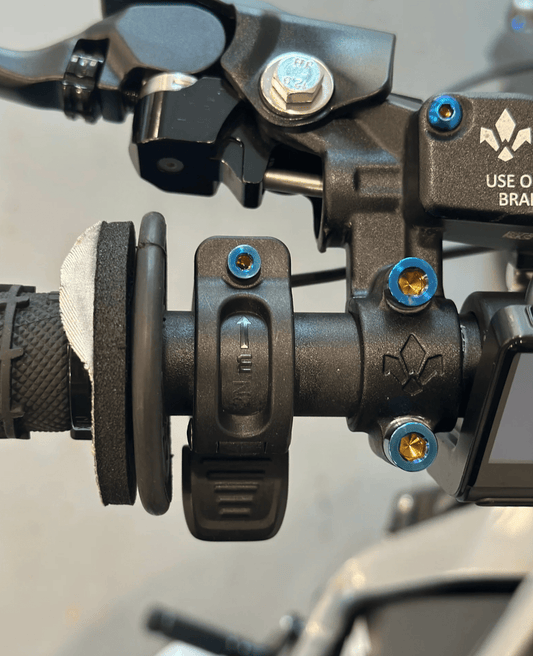 Regen Throttle Bolt (Set of 1) - MXwraps