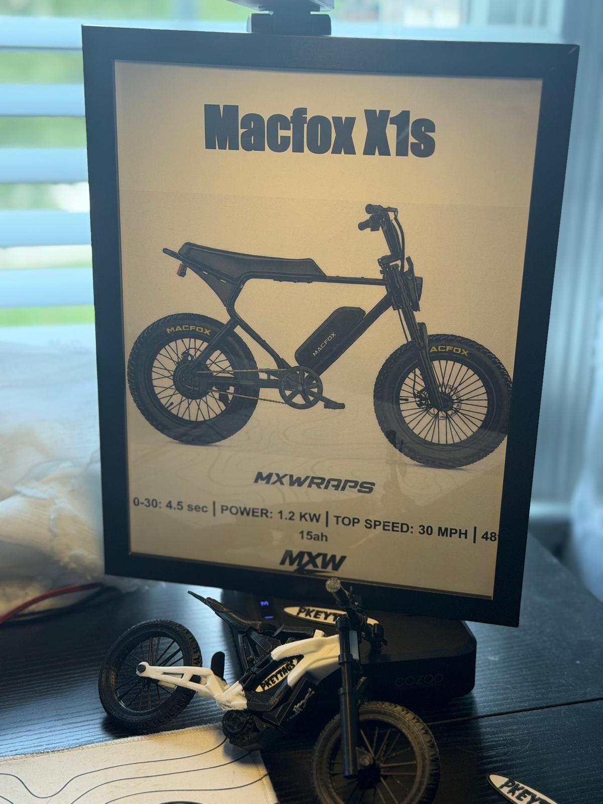 MXW MacFox X1s Framed Poster - MXwraps