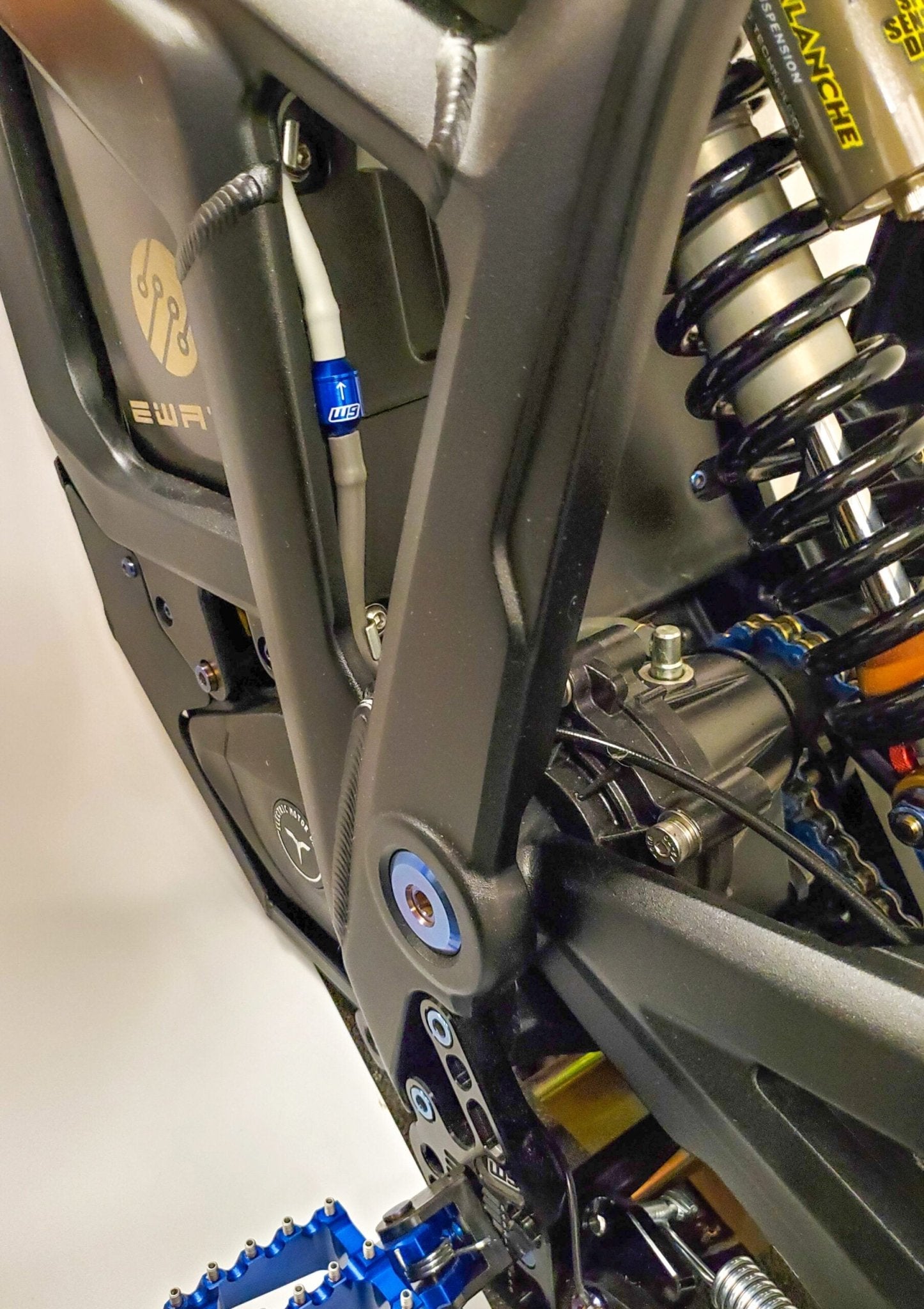 Warp 9 Talaria Sting Upgraded GearCase Vent - MXwraps