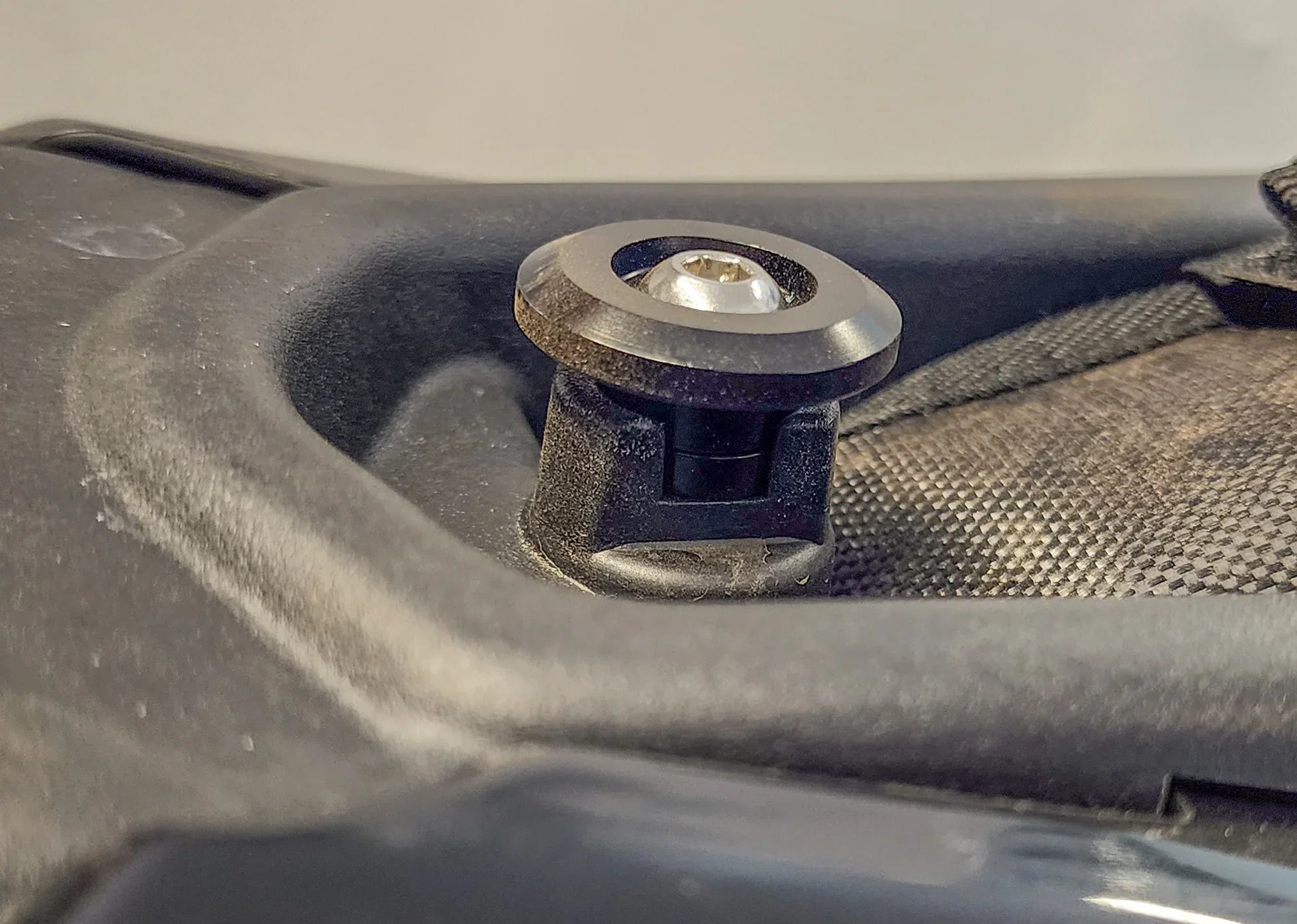 Warp 9 Surron Ultra Bee Seat Spacer - MXwraps