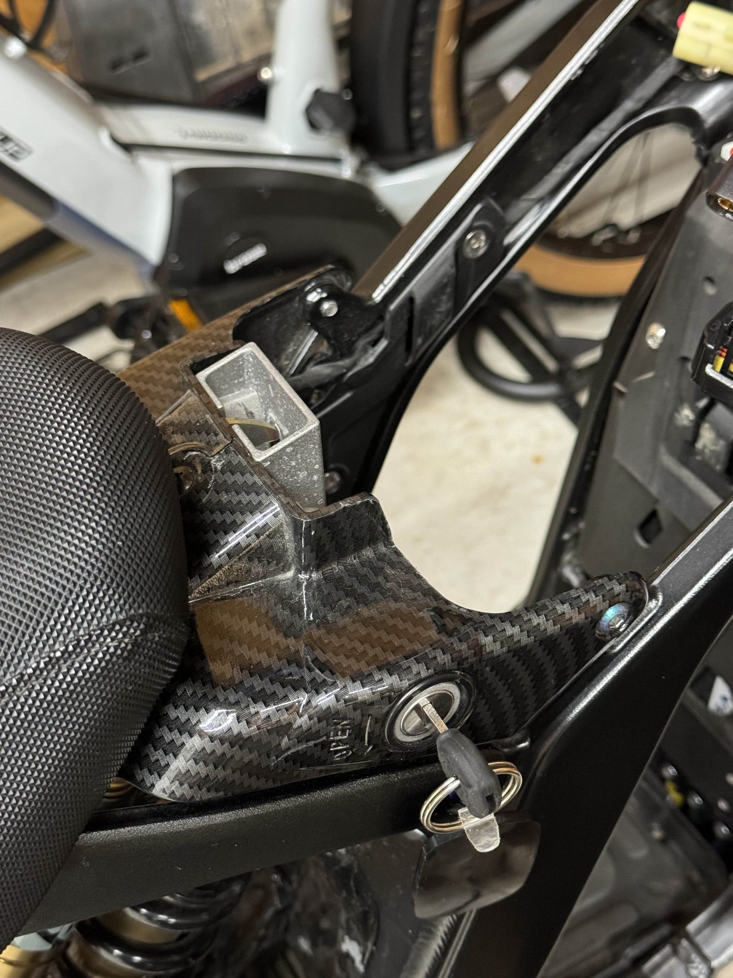 Surron LBX Carbon Fiber Wrap Kit