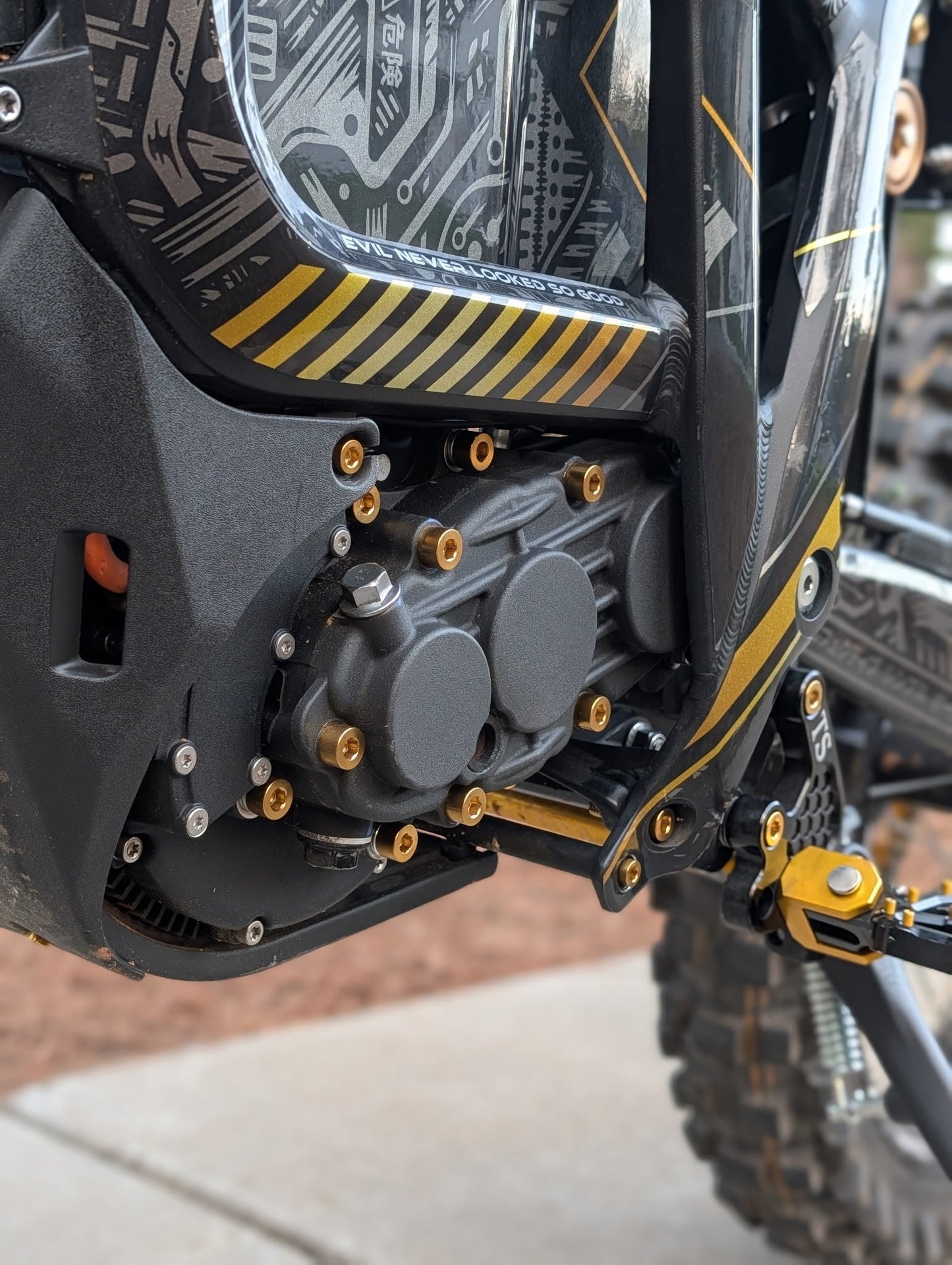 Titanium Full Body Kit - Talaria Komodo - MXwraps