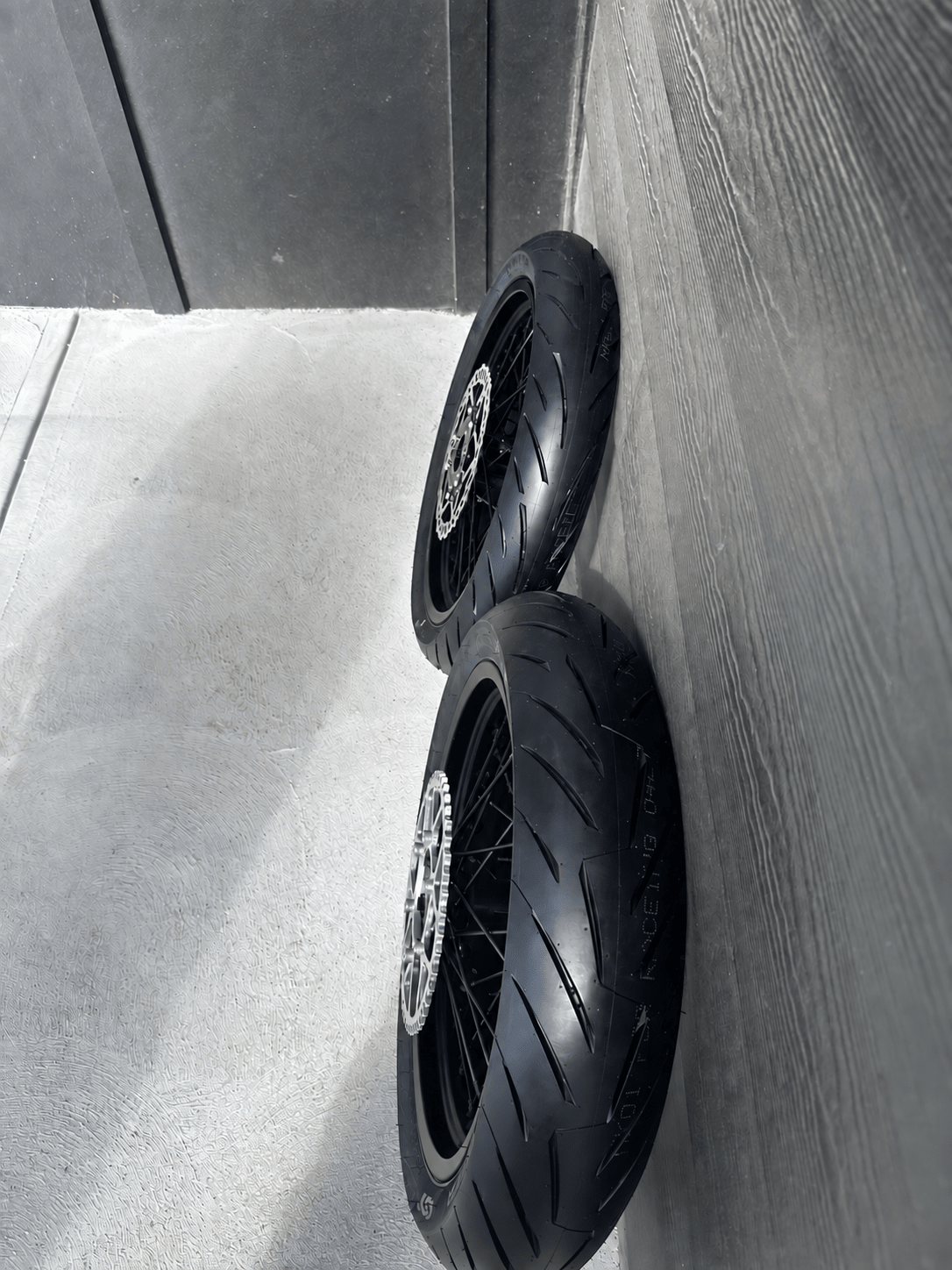 Surron Ultra Bee Supermoto Wheelset - MXwraps